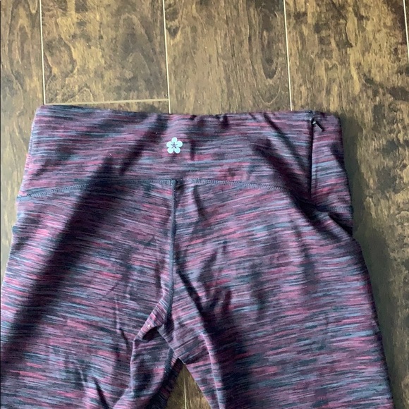 Tuff Athletic leggings - Picture 2 of 2